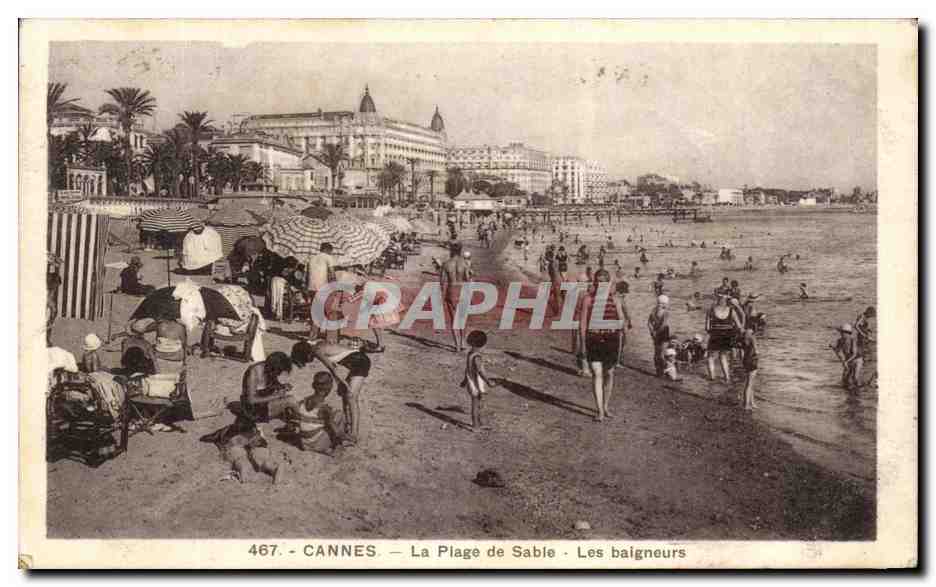 CPA Cannes La Plage de Sable Les baigneurs