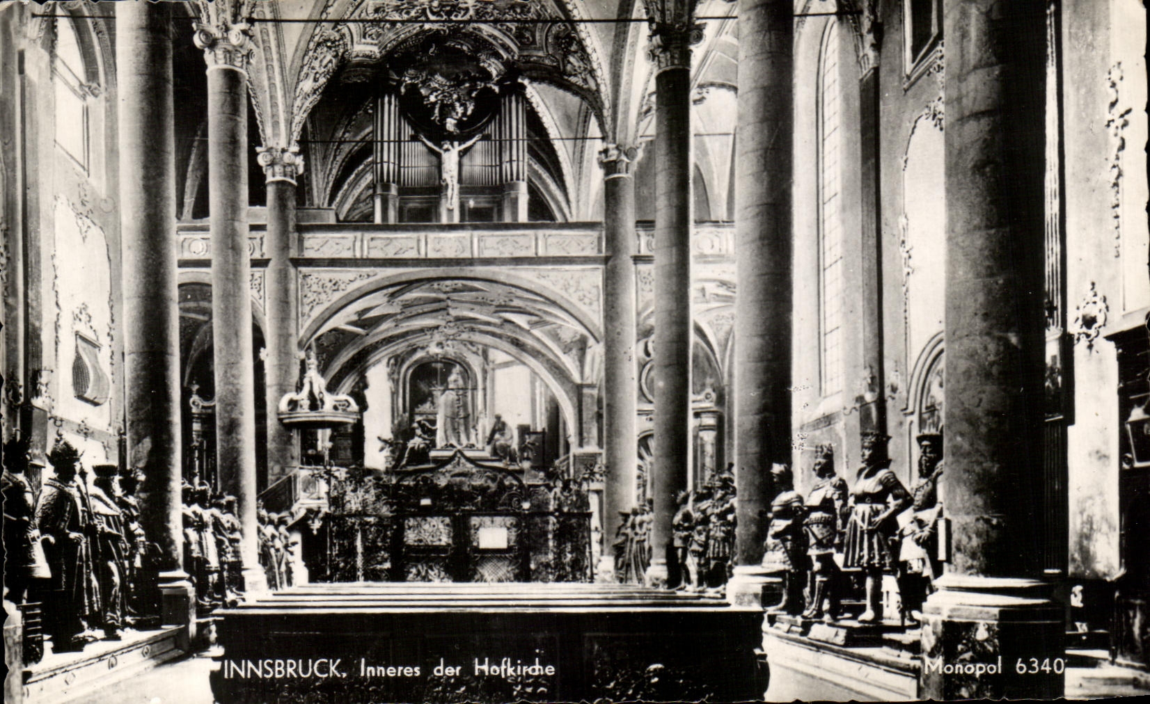 CPA Innsbruck Inneres der Hofkirche