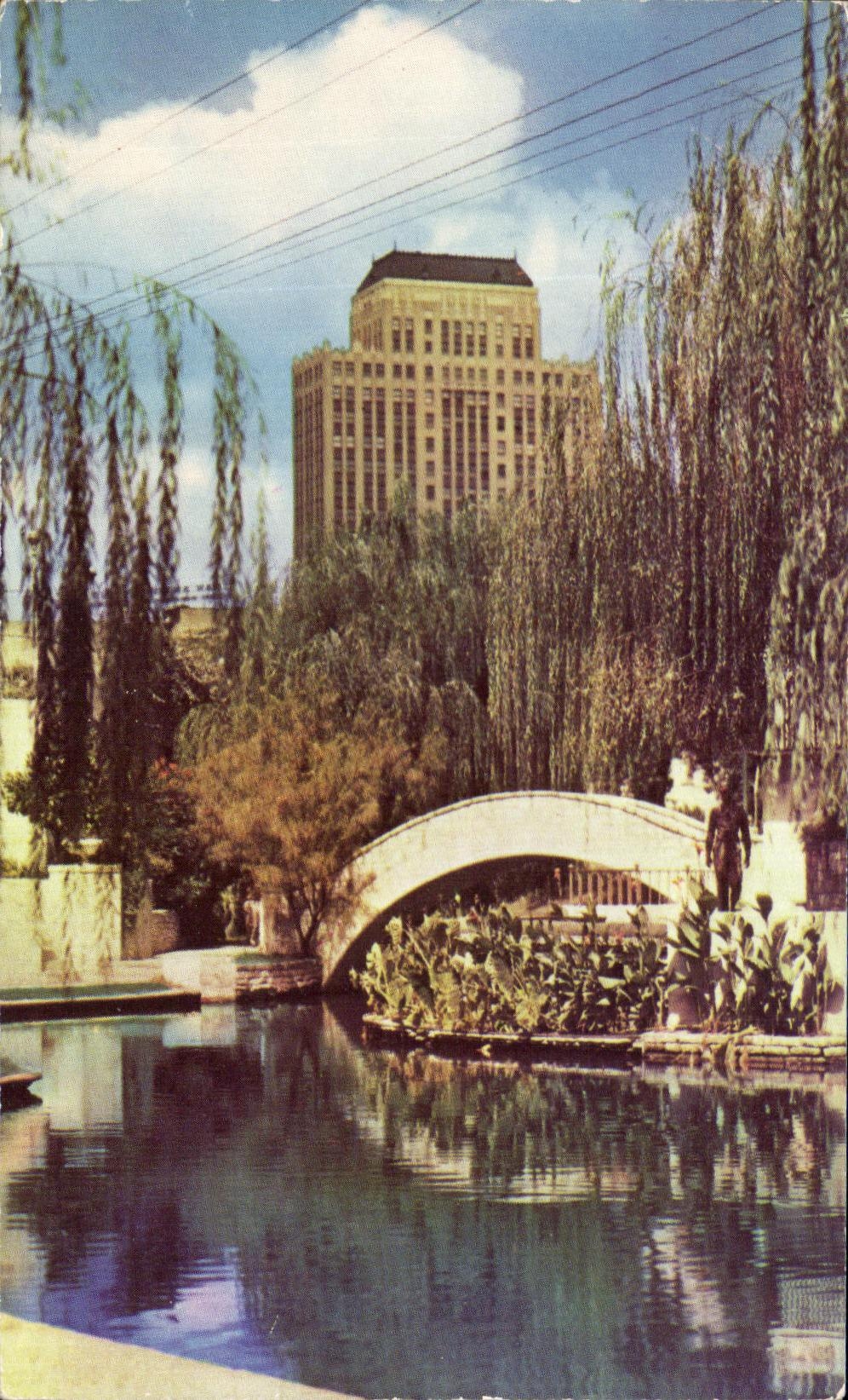 CPA San Antonio River With Alamo Bank In distance