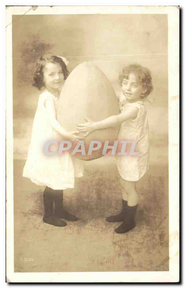 CPA Fantaisie Enfants Paques Oeuf