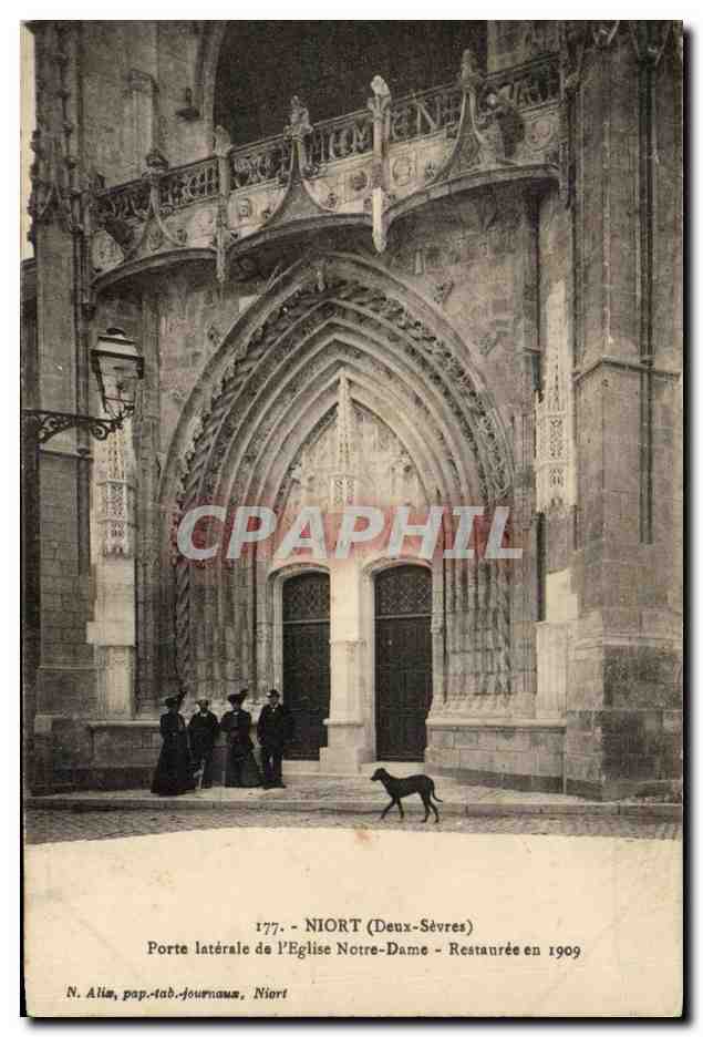 Niort (Deux-Sèvres) — Seitenportal der Kirche Notre-Dame — restauriert 1909 — N. Alin, Papier-Tabs-Journal, Niort