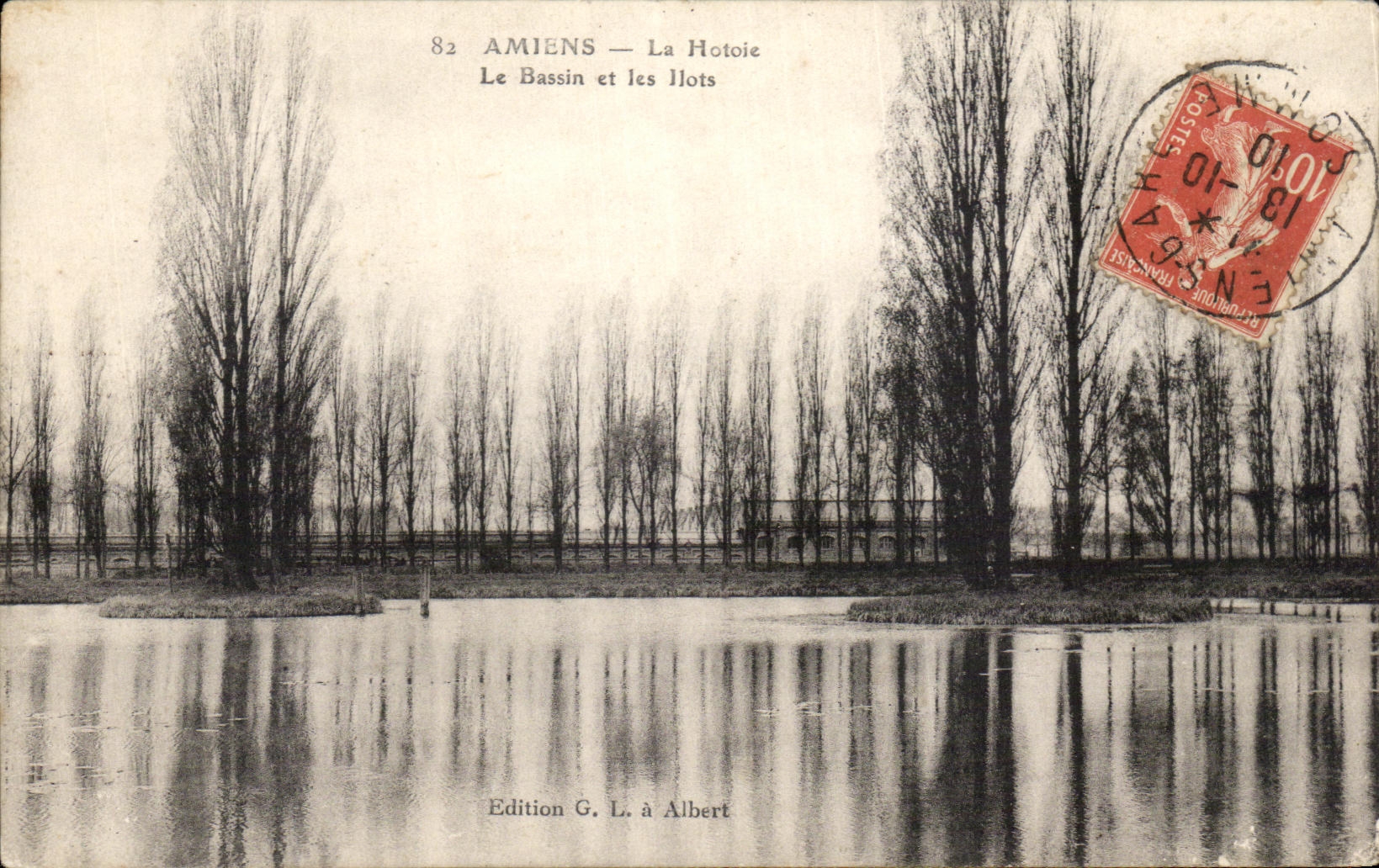 CPA Amiens La Hotoie Le Bassin et les llots