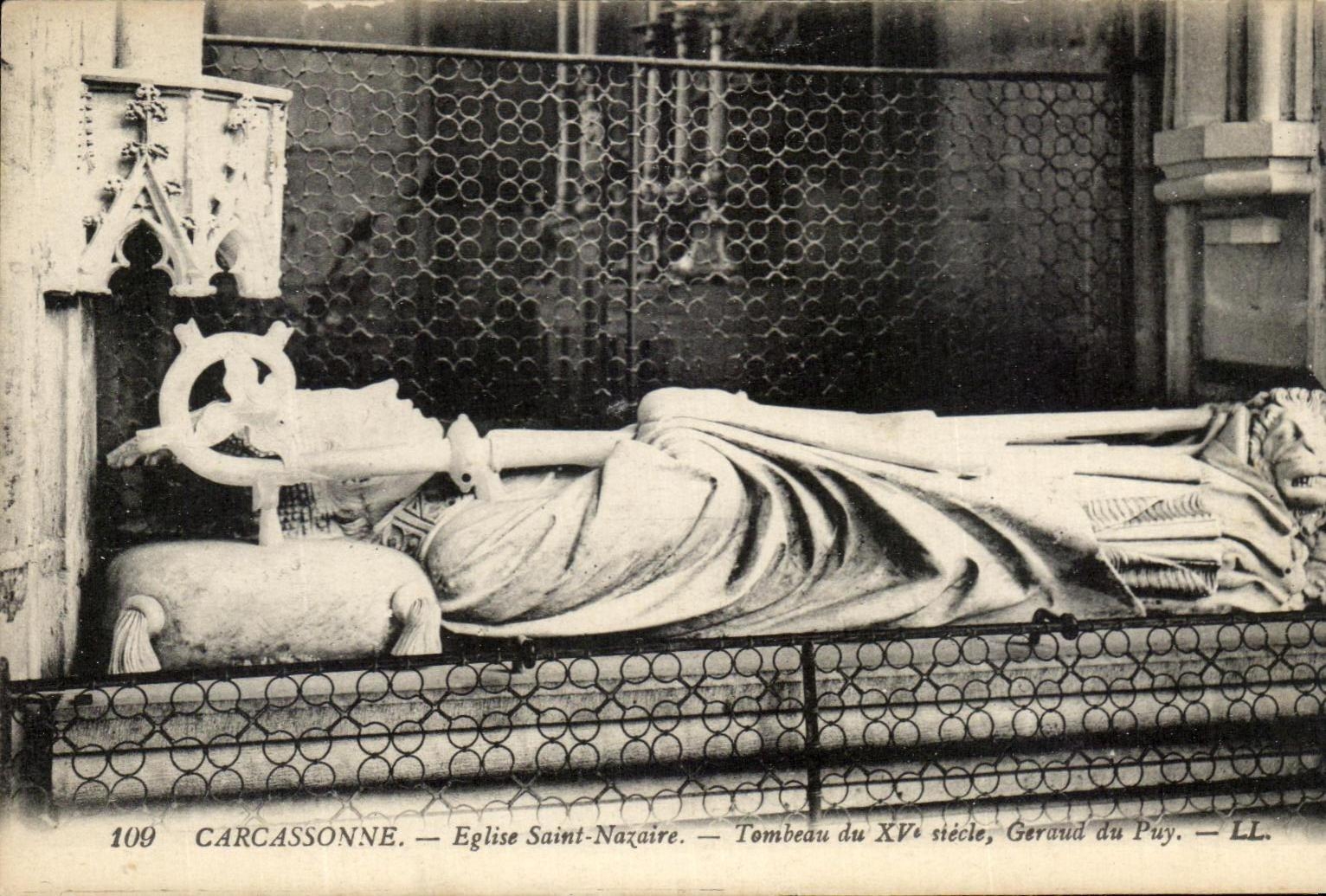 CPA Carcassonne Eglise Saint Nazaire Tombeau du XV Siecle Gerand du Puy