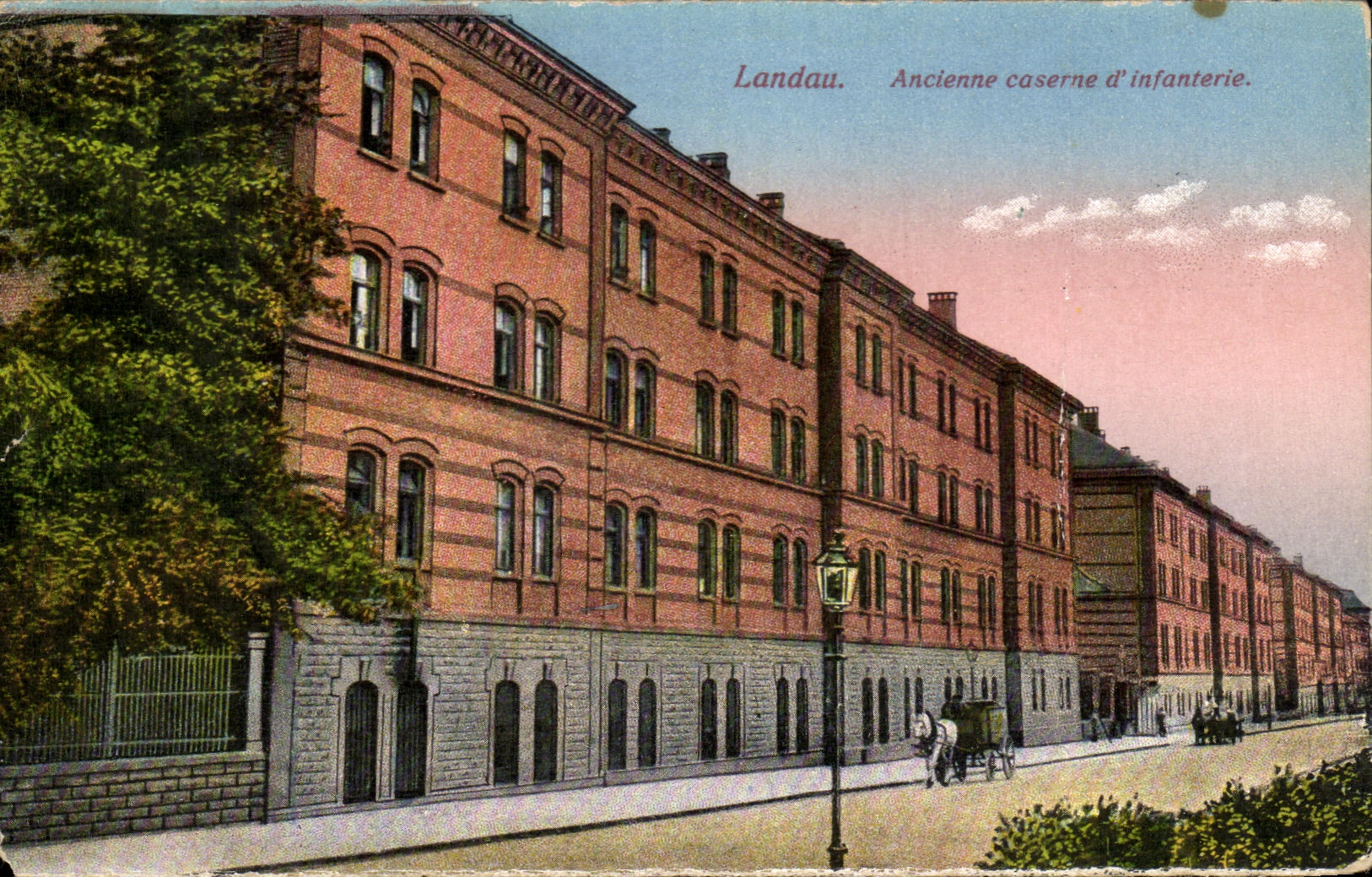 CPA Landau Ancienne caserne d'infanterie Militaria 