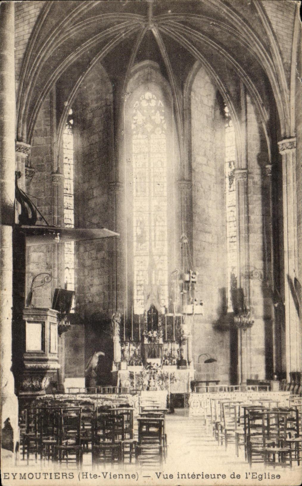CPA Eymoutiers vue Interieure d l'Eglise