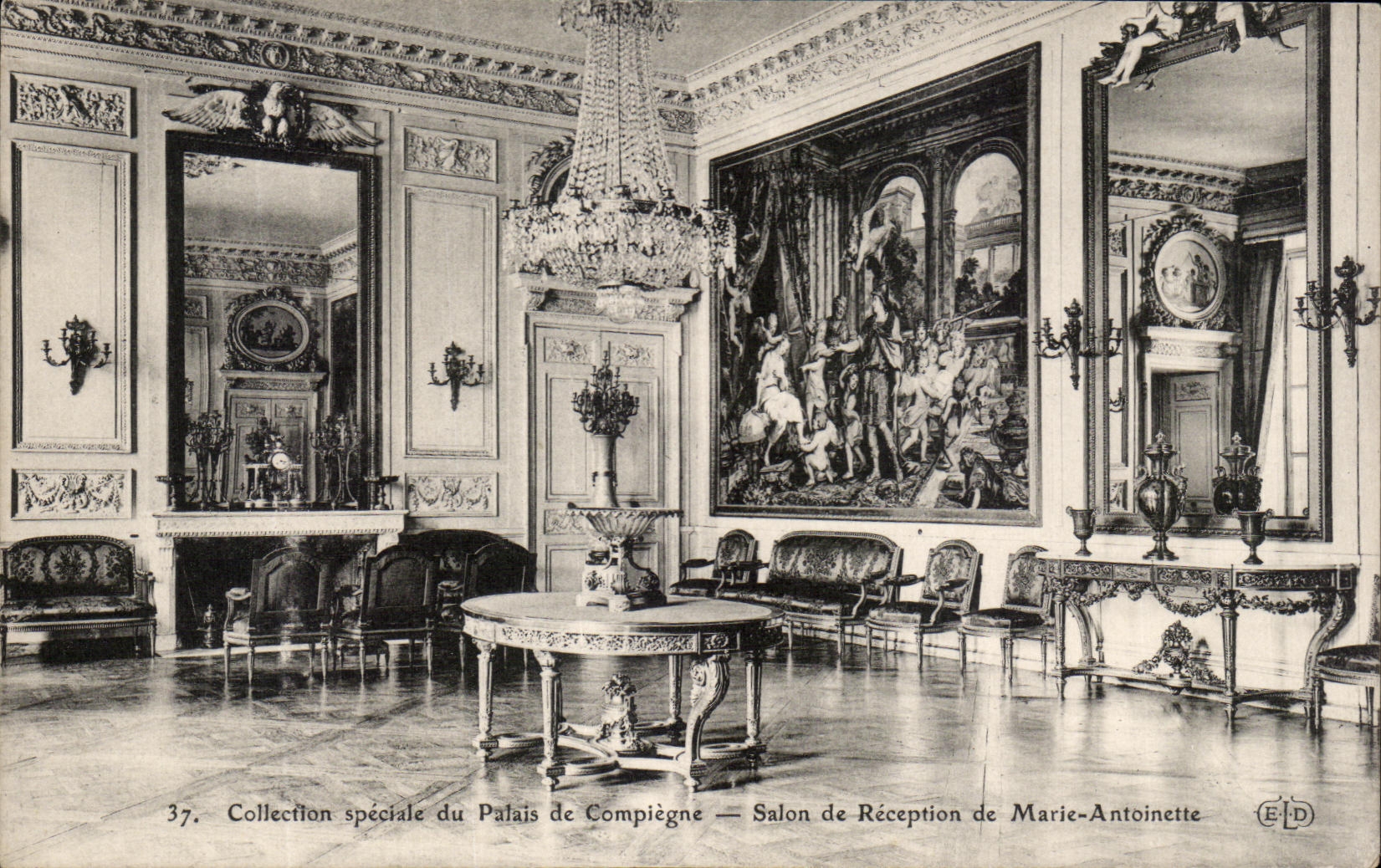 Salon de Réception de Marie-Antoinette — Collection spéciale du Palais de Compiègne — E-D