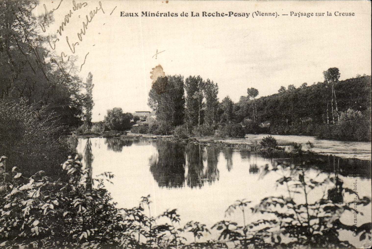 CPA Eaux Minerales De La Roche Posay Paysage Sur La Creuse