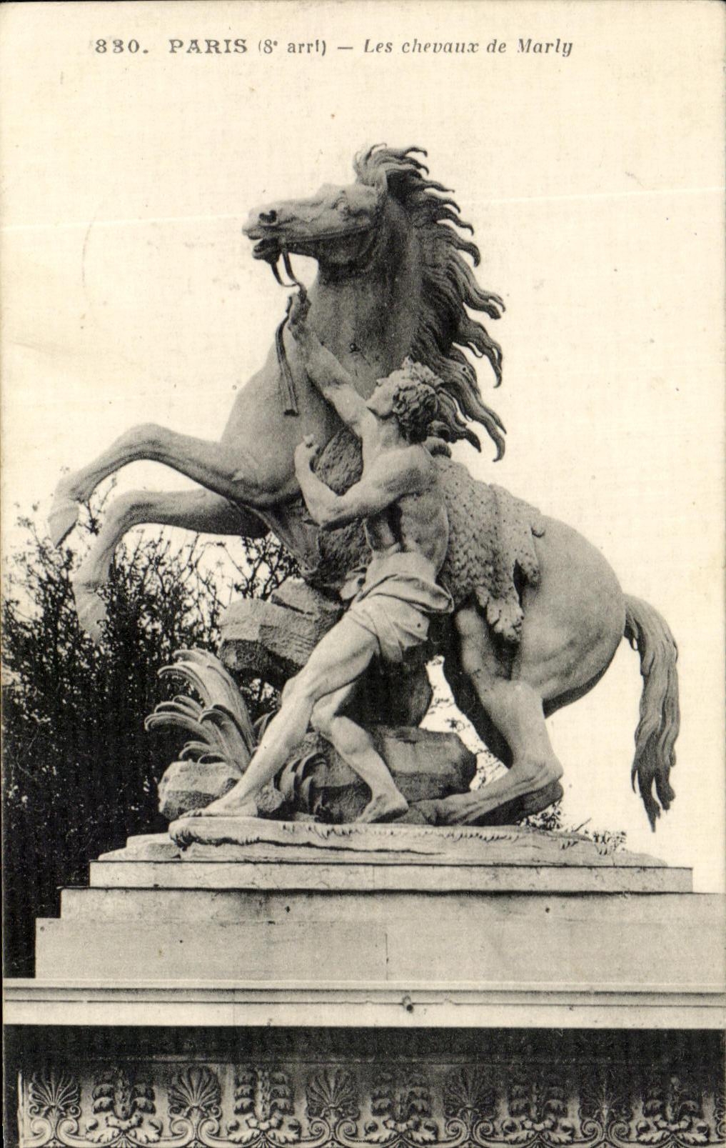 CPA Paris Les Chevaux de Marly Cheval 