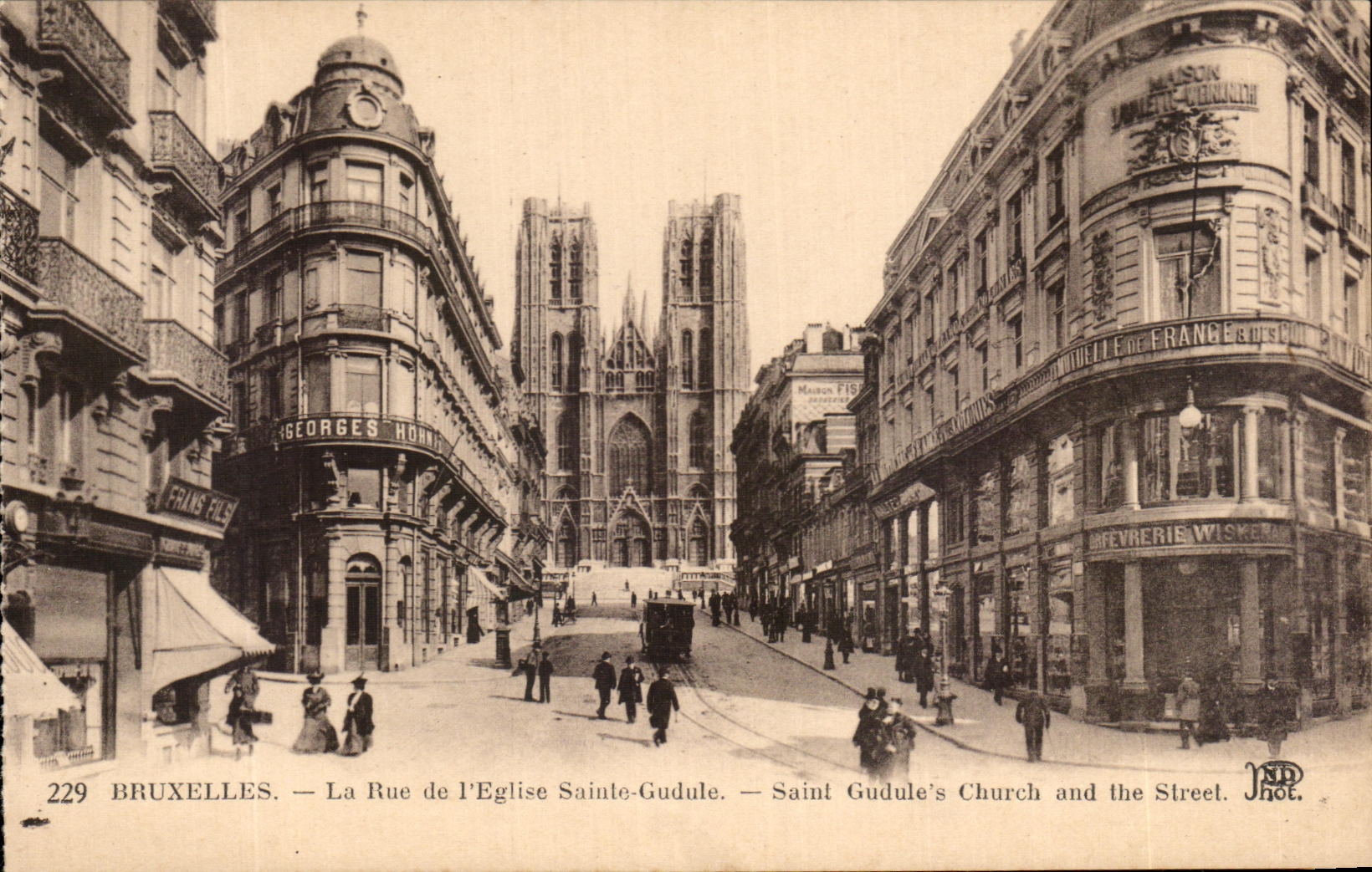 CPA Bruxelles La Rue de I'Eglise Sainte Gudule