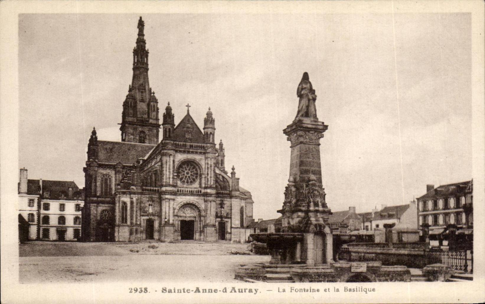 CPA Sainte Anne d'Auray La Fontaine et la Basilique