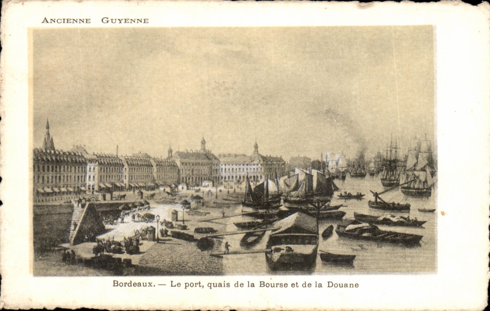 CPA Ancienne Guyenne Le port quais de la Bourse et de la Douane Bateaux