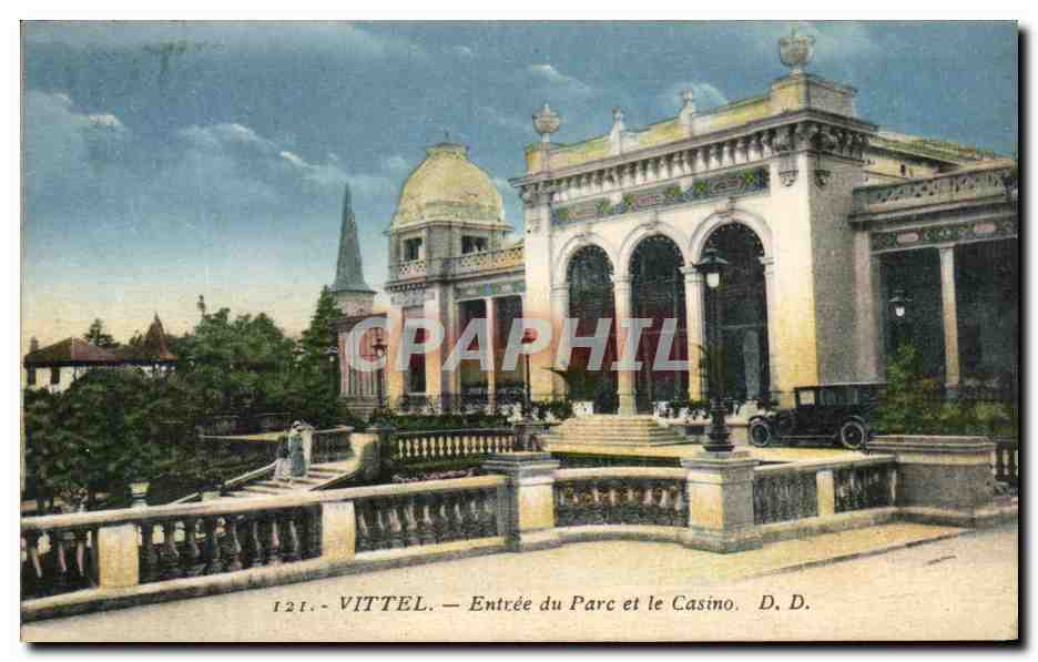 CPA Vittel Entree Du Parc Et Le Casino