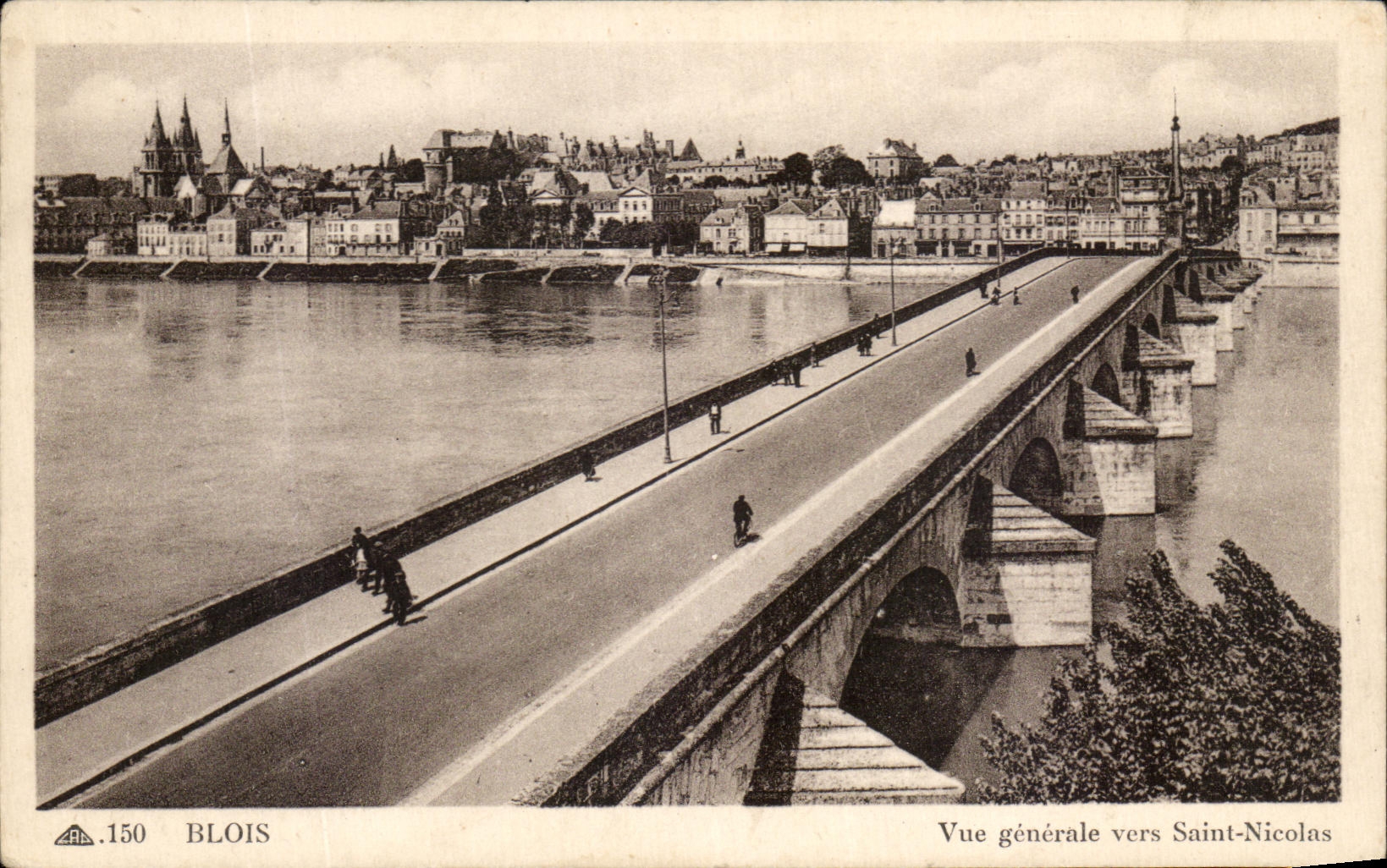 CPA Blois Vue generale vers Saint Nicolas