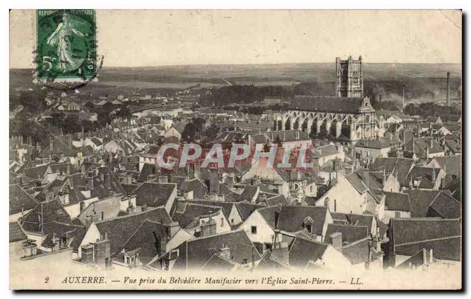 CPA Auxerre Vue prise du Belvedere Manifacier vers I'Eglise Saint Pierre