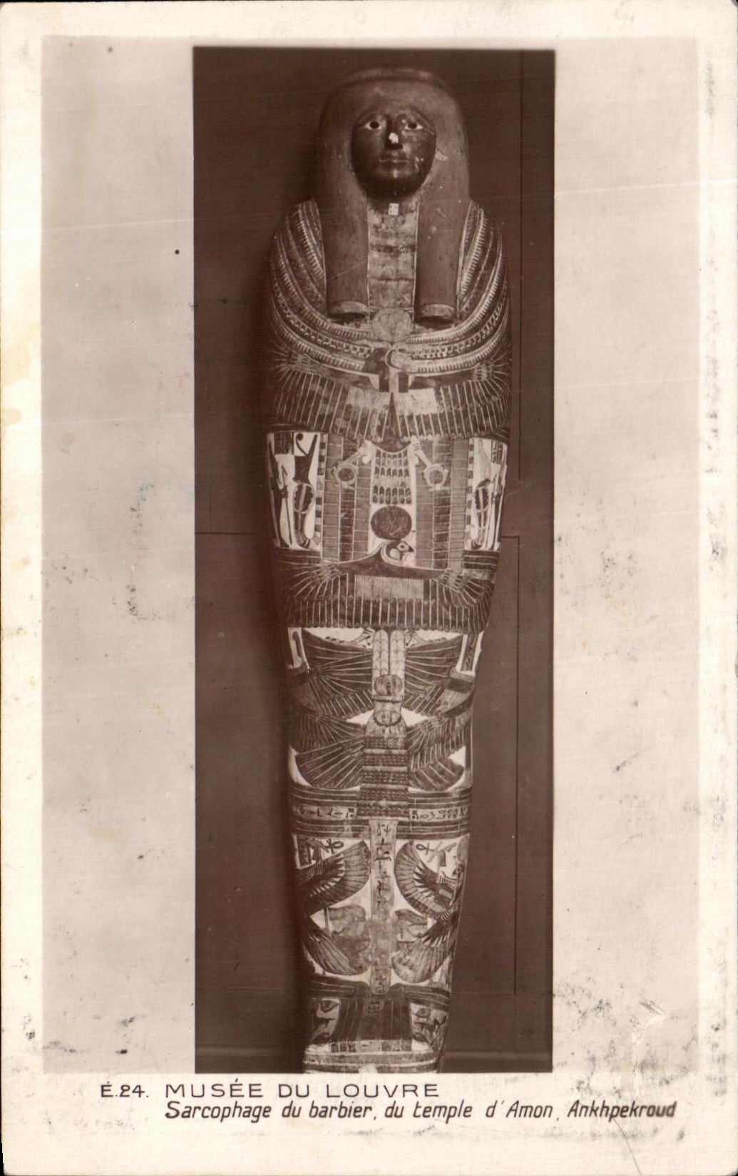Sarcophage du barbier du temple d'Amon, Ankhpekroud — Musée du Louvre — É.24
