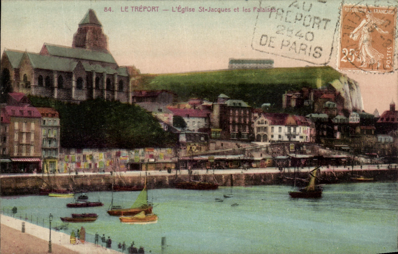 CPA Le Treport L'Eglise St Jacques et les Falaises