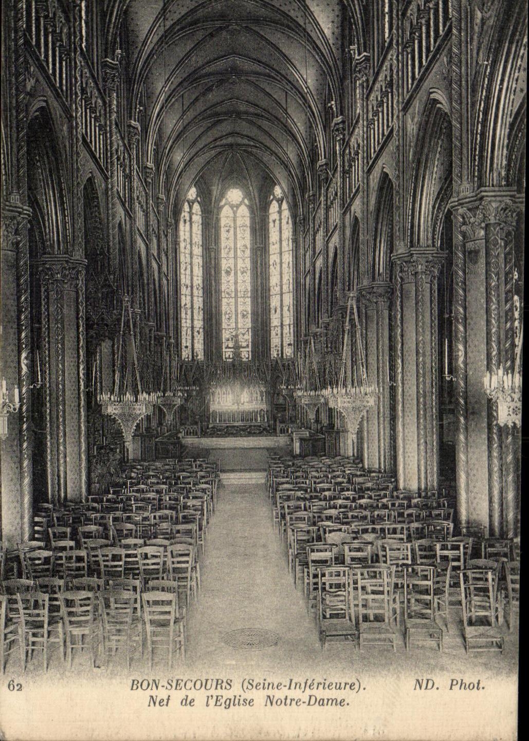 CPA Bon Secours Nef de I'Eglise Notre Dame