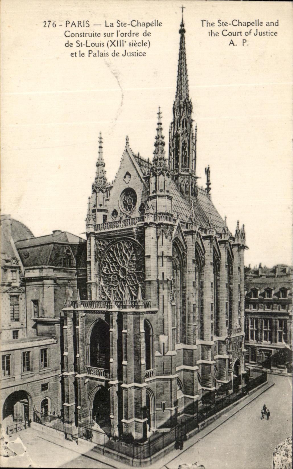 CPA Paris La Ste Chapelle Construite sur I'ordre de St Louis et le palais de justice