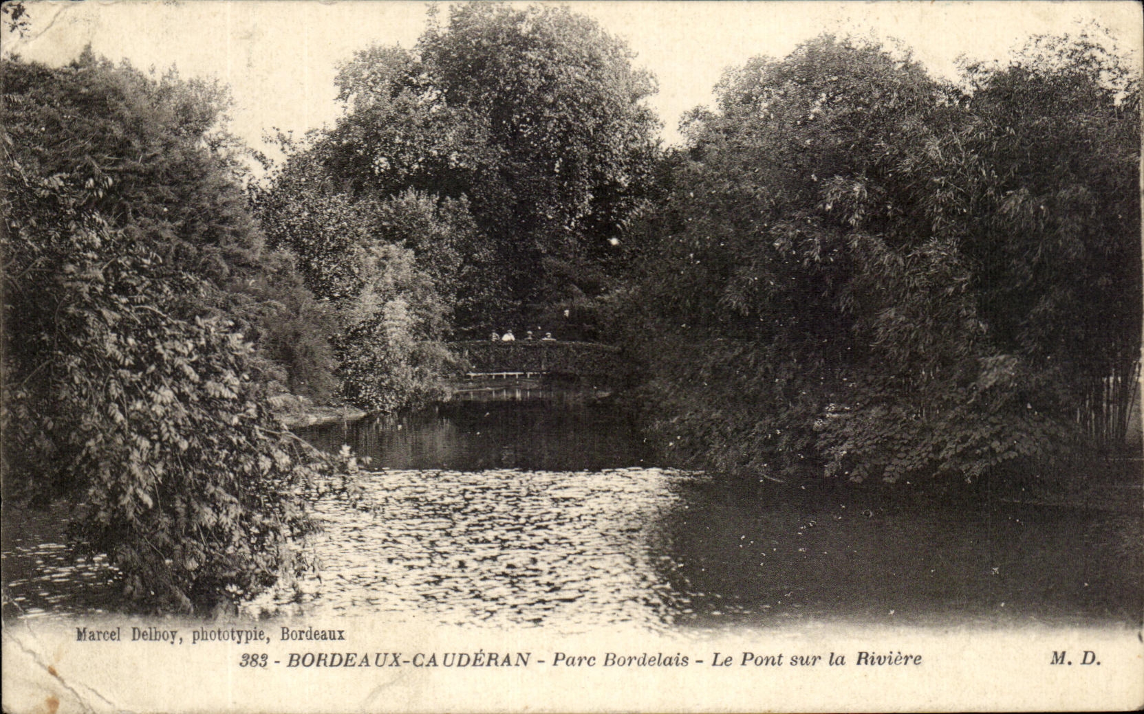 CPA Bordeaux Cauderan Parc Bordelais Le Pont sur la Riviere