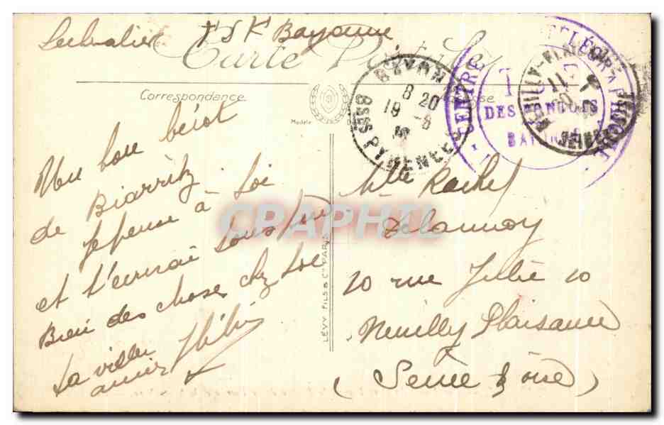 CPA Blarritz Les Bains du Port Vieux le Rocher de la Vierge et le semaphore  — Verso