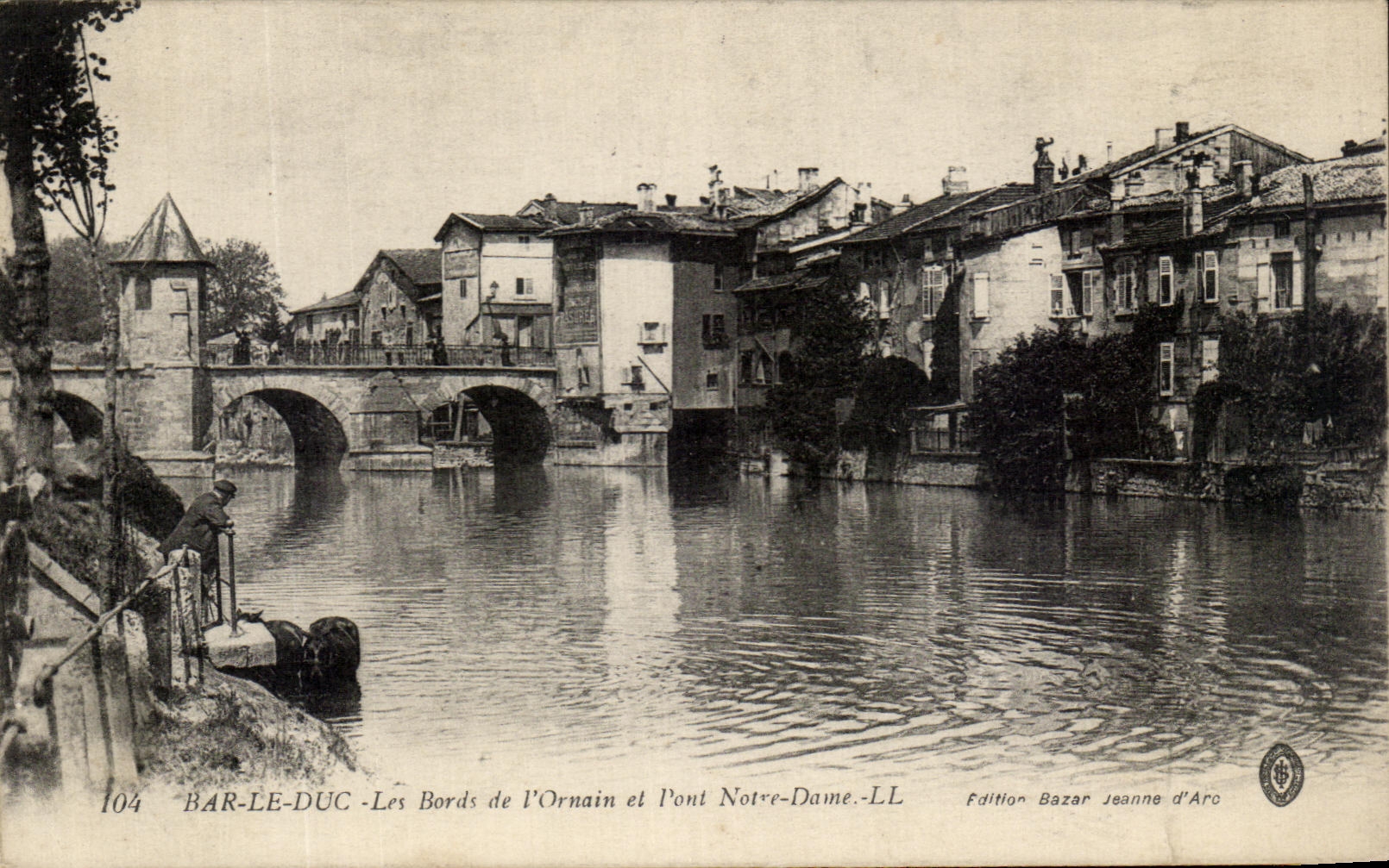 CPA Bar Le Duc Les Bords De l'Ornain Et Pont Notre Dame