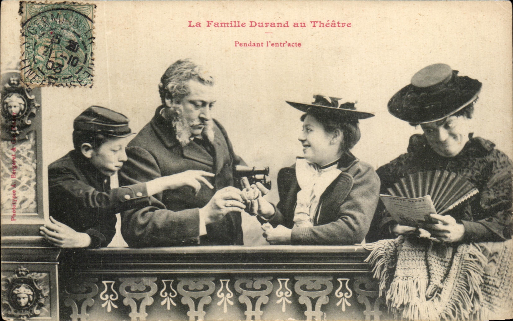 La Famille Durand au Théâtre — Pendant l'entraîte — Photographie de Bergond & Cie
