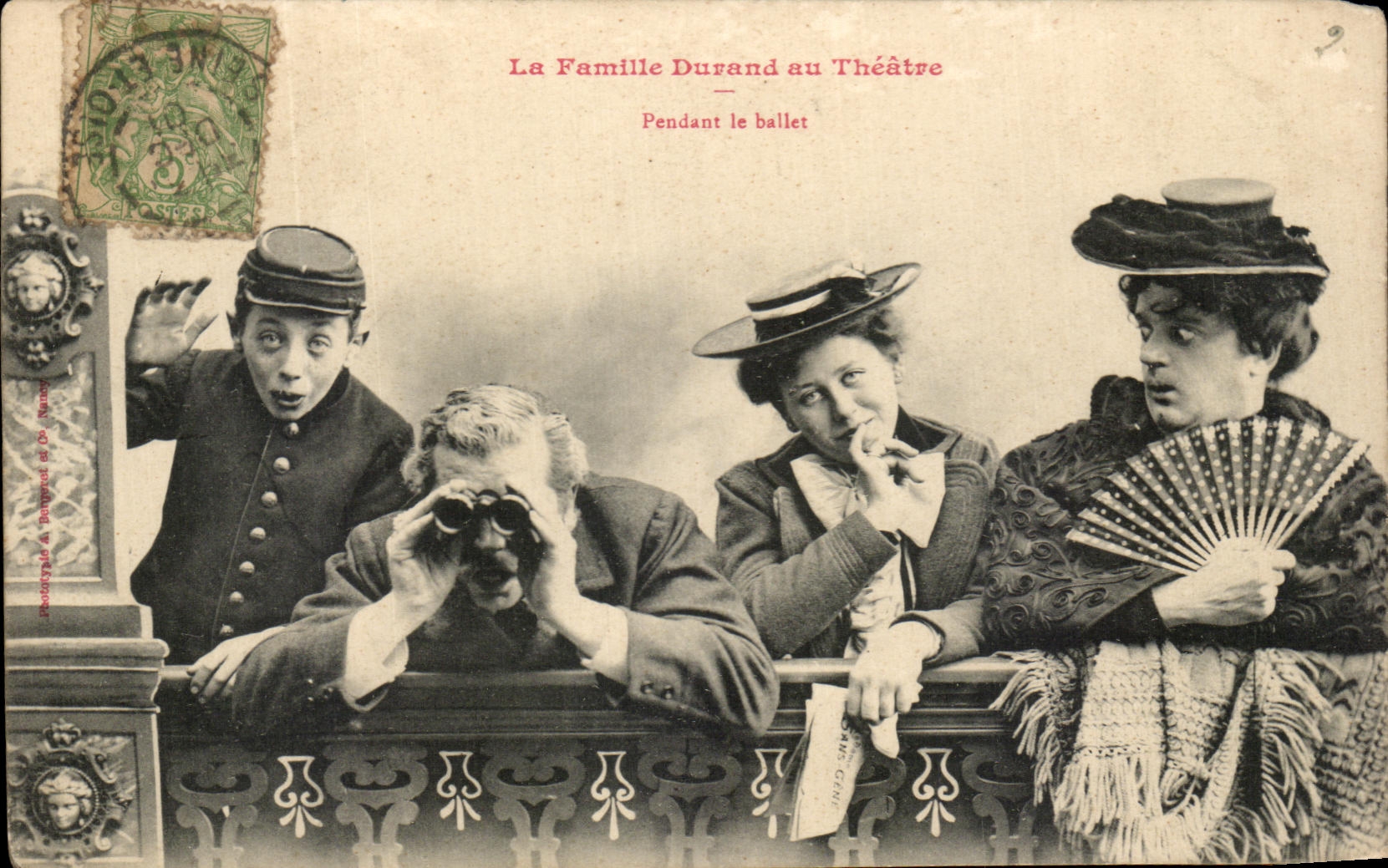 La Famille Durand au Théâtre — Pendant le ballet — Éditeur : Sans-Crêt