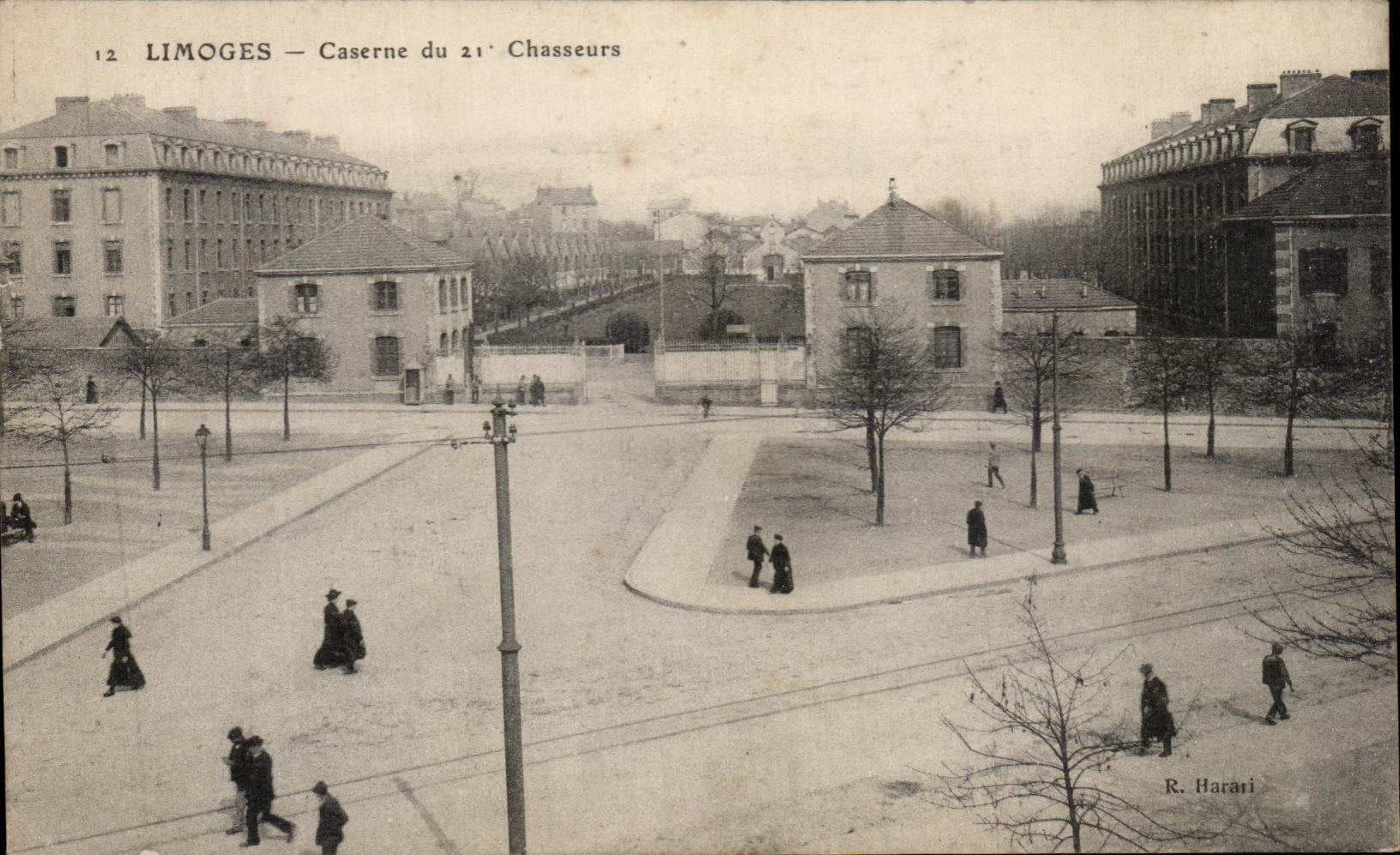 CPA Limoges Caserne du 21eme Chasseurs Militaria 