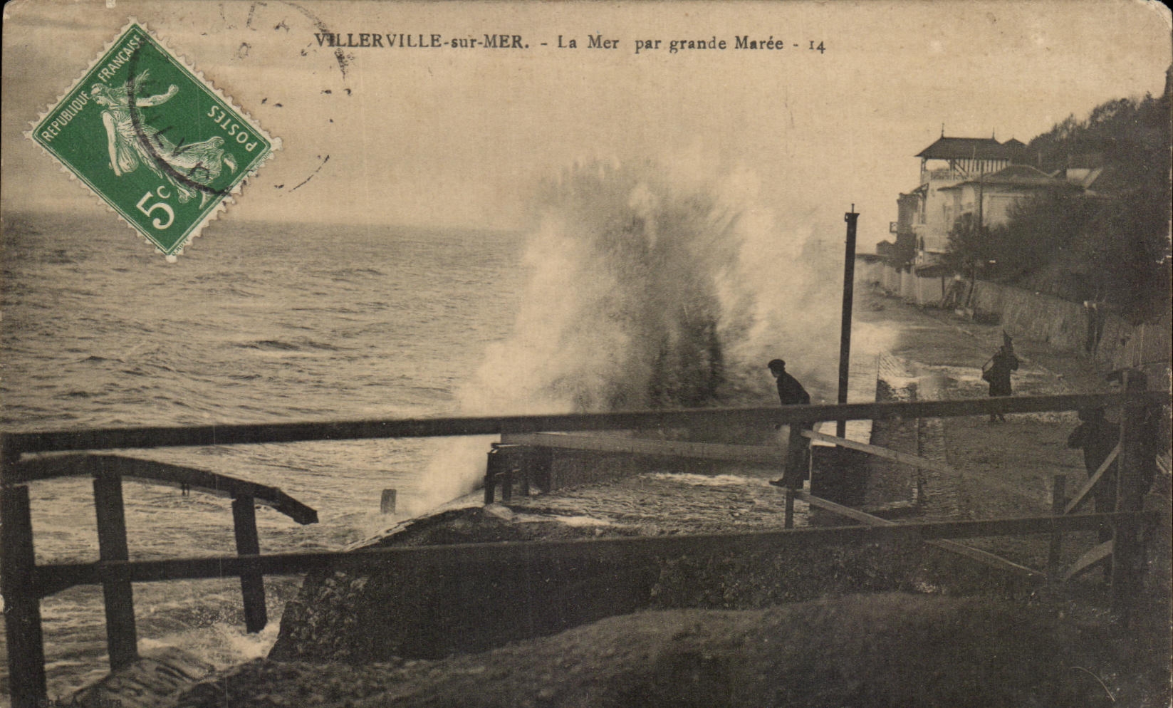 CPA Villerville Sur Mer La Mer Par Grande Maree