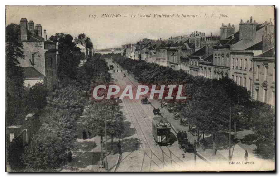 CPA Angers Le Grand Boulevard de Saumur Tramway 