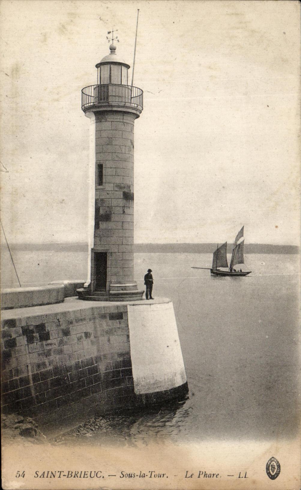 Saint-Brieuc — Sous-la-Tour — Le Phare — LL