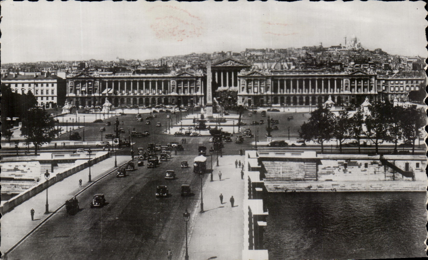 CPA Paris le pont et la place de la Concorde