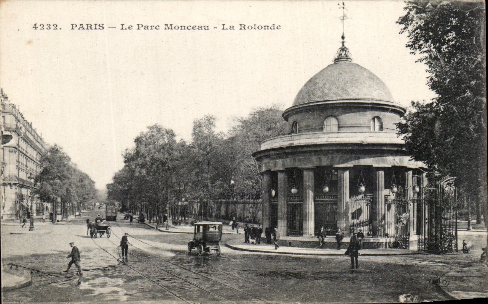 CPA Paris Le Parc Monceau La Rotonde