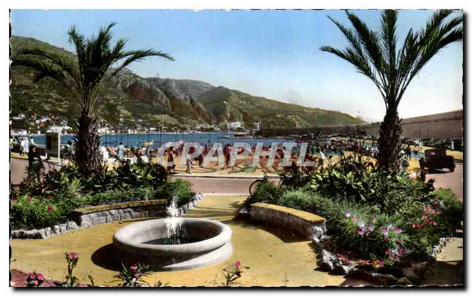 CPSM La Cote d'Azur Menton Le port Et Le Nouveau Jardin