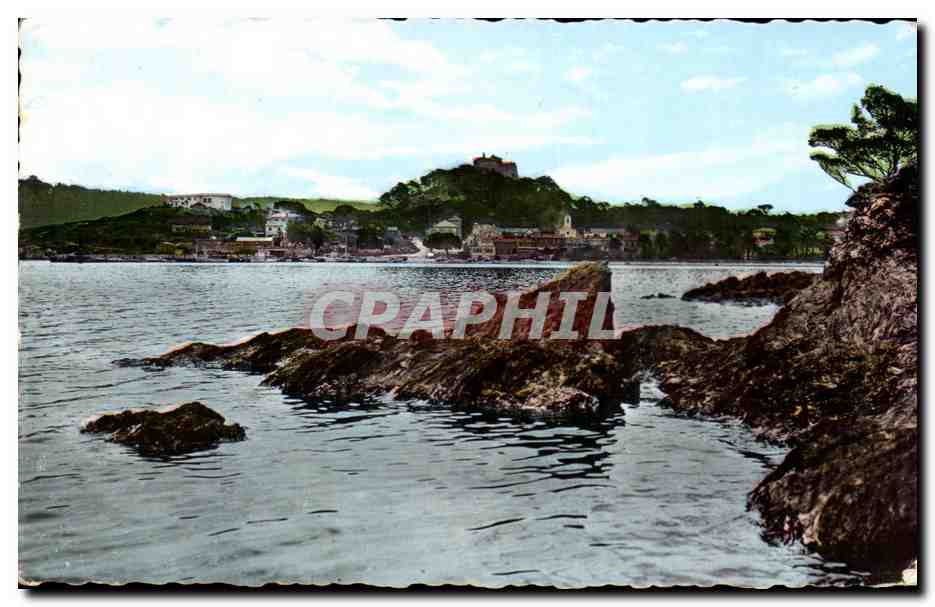 Porquerolles — Ansicht des Dorfes, des Hafens und der Radarstation — Côte d'Azur