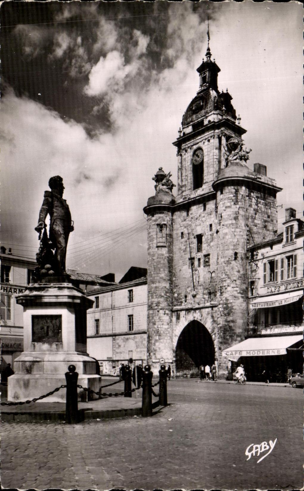 La Rochelle — Statue de l'Amiral Duperré et Tour de la Grosse Horloge — Éditions Caby