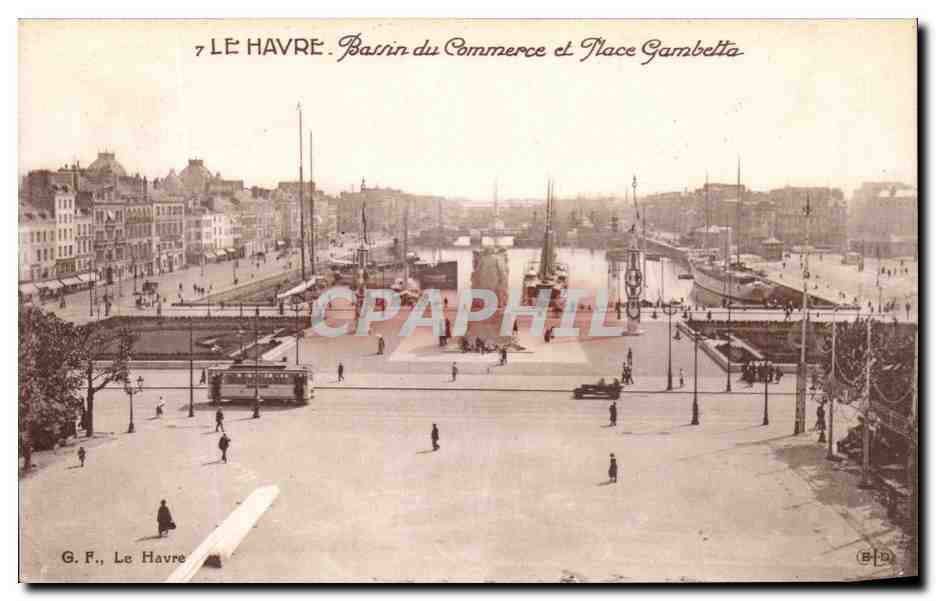 CPA Le Havre Basin du Commerce de place gambetta Bateaux