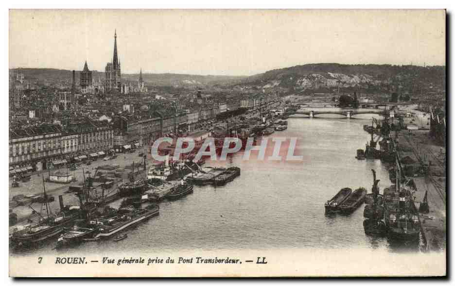 CPA Rouen Vue Generale Prise du Pont Transbordeur Bateaux