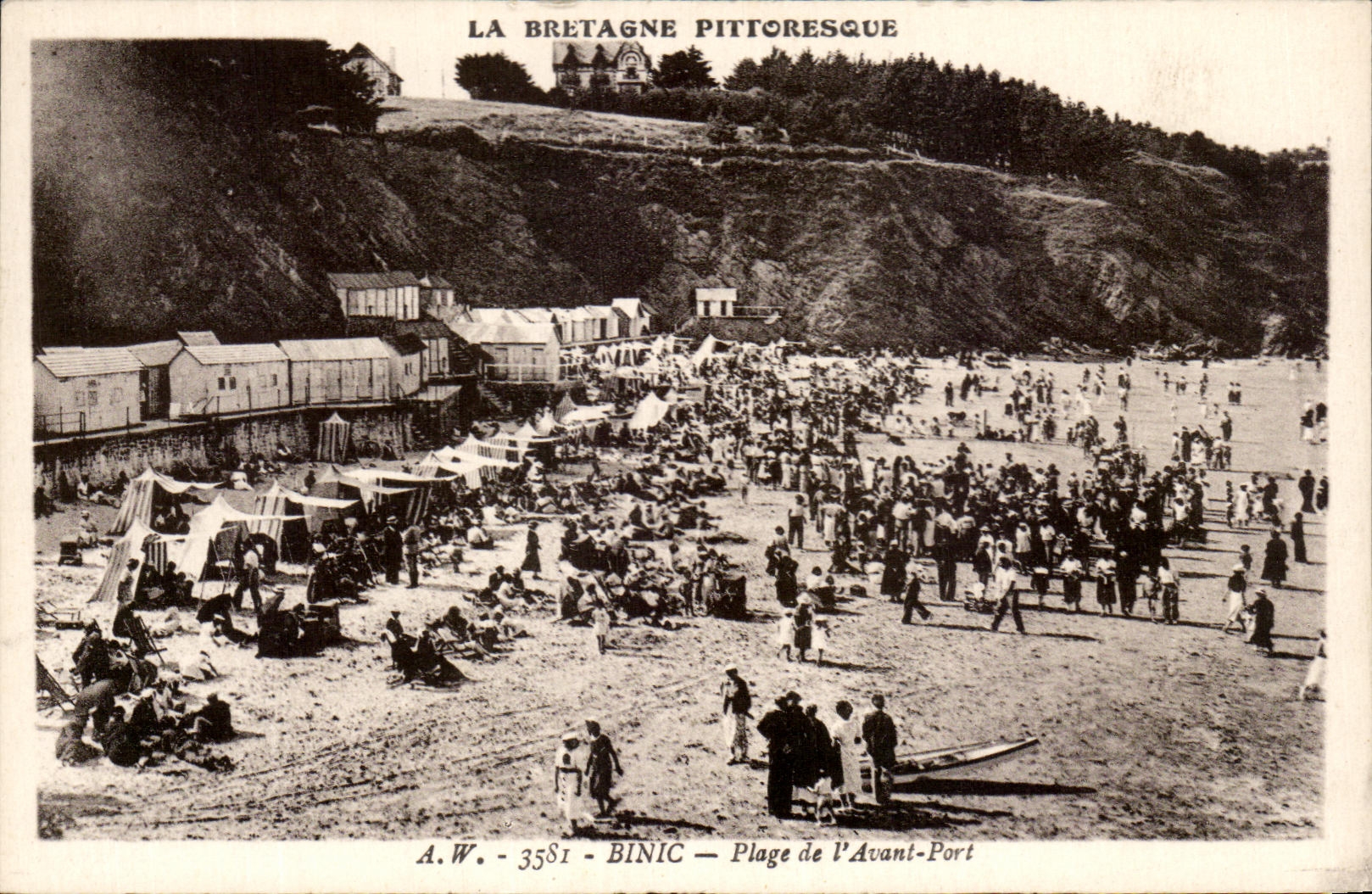 Binic — Plage de l'Avant-Port — A.W. - 3581