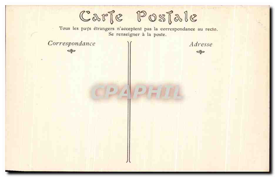 CPA Chateau De La Malmaison La Cour d'Honneur Et Les Parterres — Rückseite