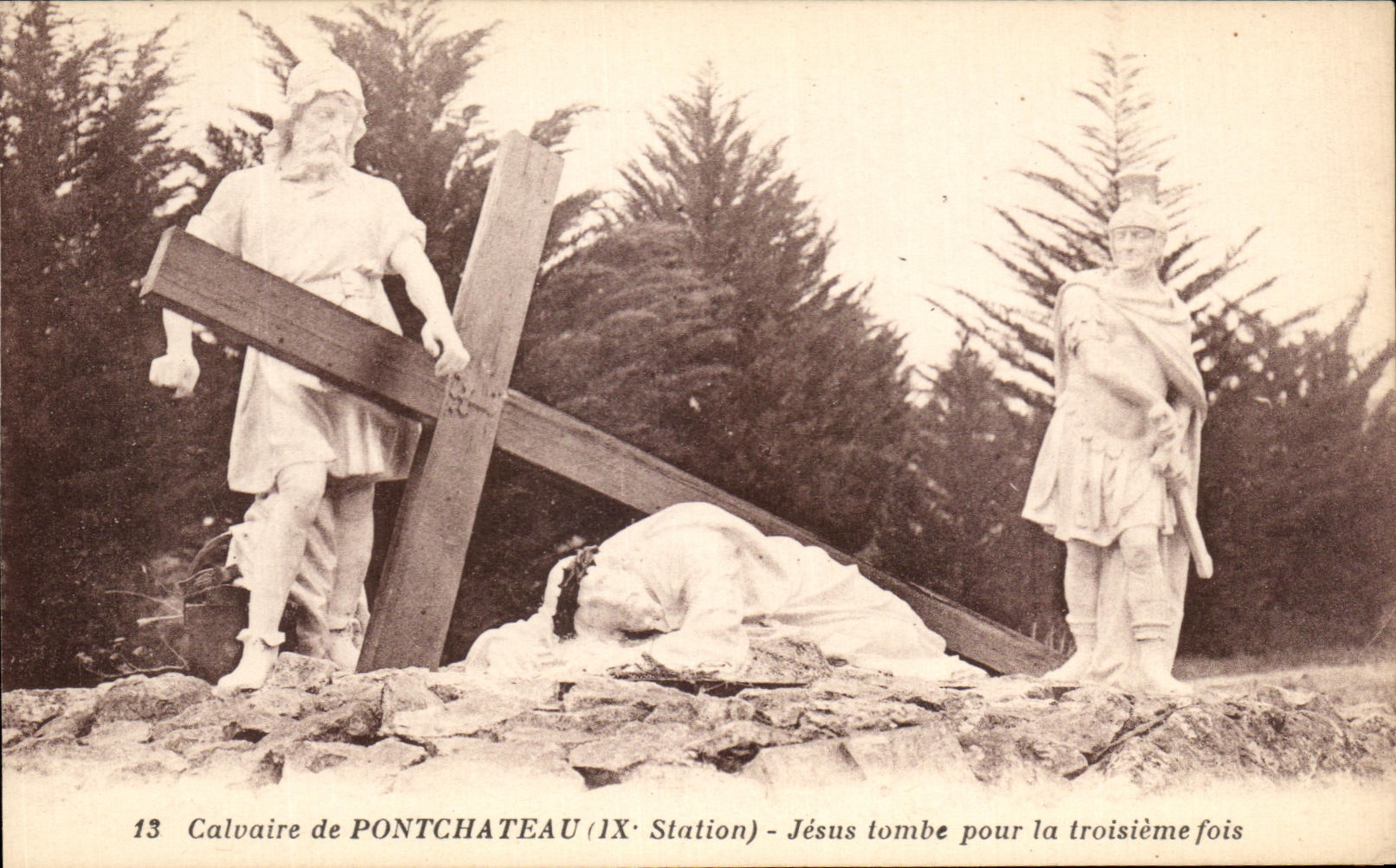 CPA Calvaire De Pontchateau Jesus Tombe Pour La Troisieme Fois