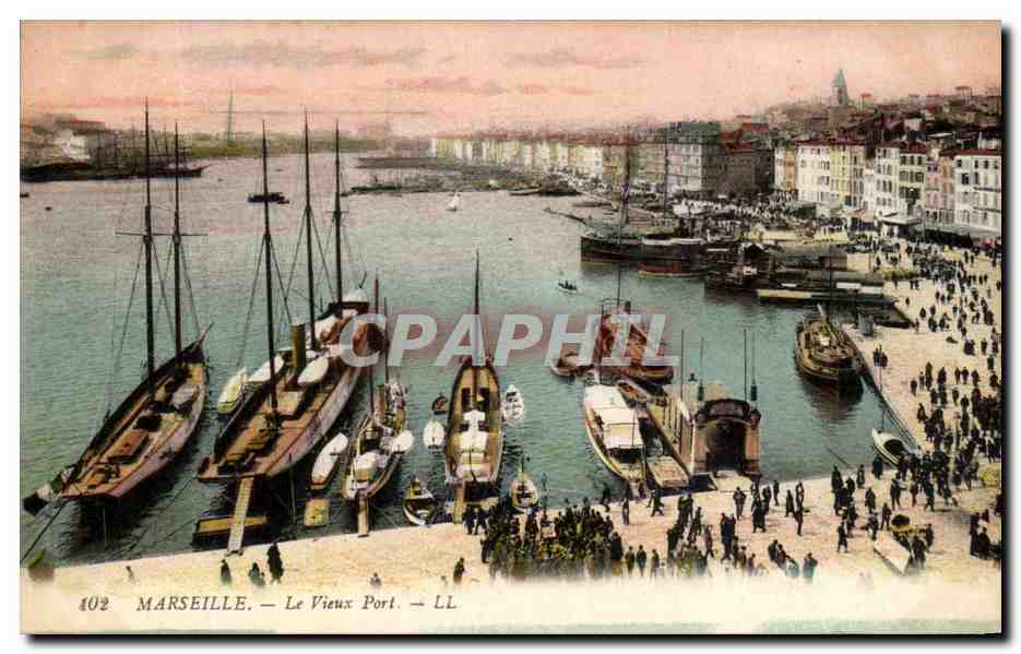 CPA Merseille Le Vieux Port Bateaux