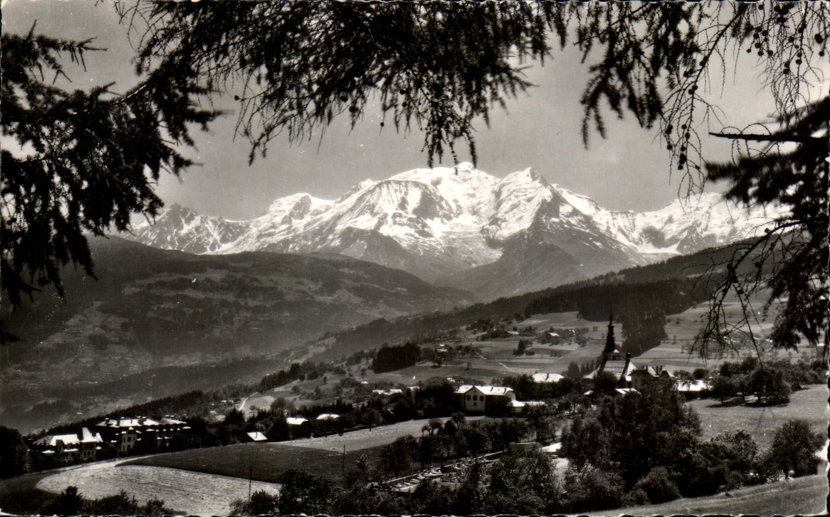 Combloux (Haute-Savoie) — vue du Mont Blanc — Les Éditions Cellard, Bron