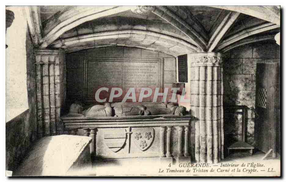 CPA Guerande Interieur De l'Eglise Le Tombeau De Tristan De Carne Et La Crypte