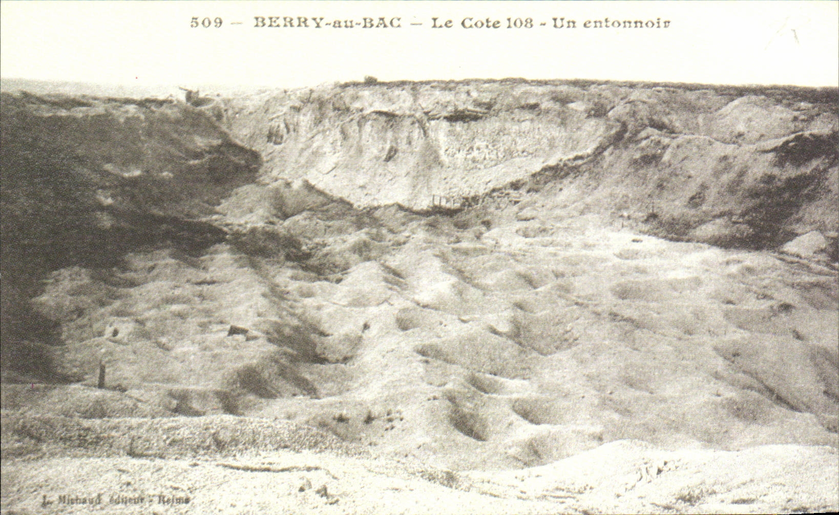 Berry-au-Bac — Le Cote 108 — Un entonnoir