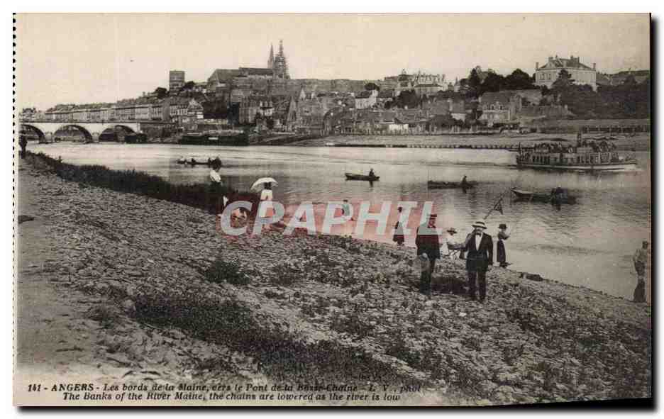 CPA Angers Les Bords De La Maine Bateau Peche