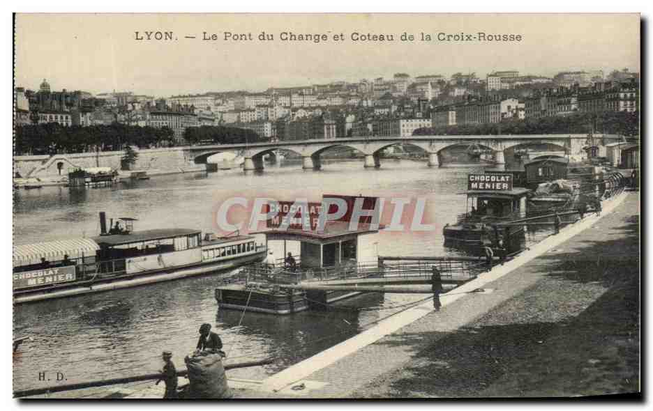 CPA Lyon Le Pont Du change Et Coteau De La Croix Rousse Bateaux