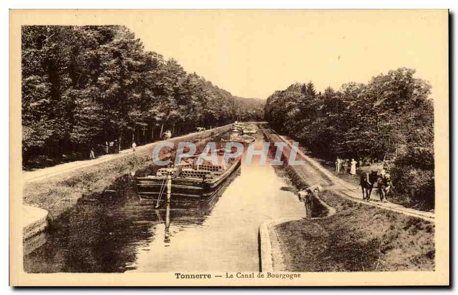 CPA Tonnerre Le Canal de Bourgogne Peniches