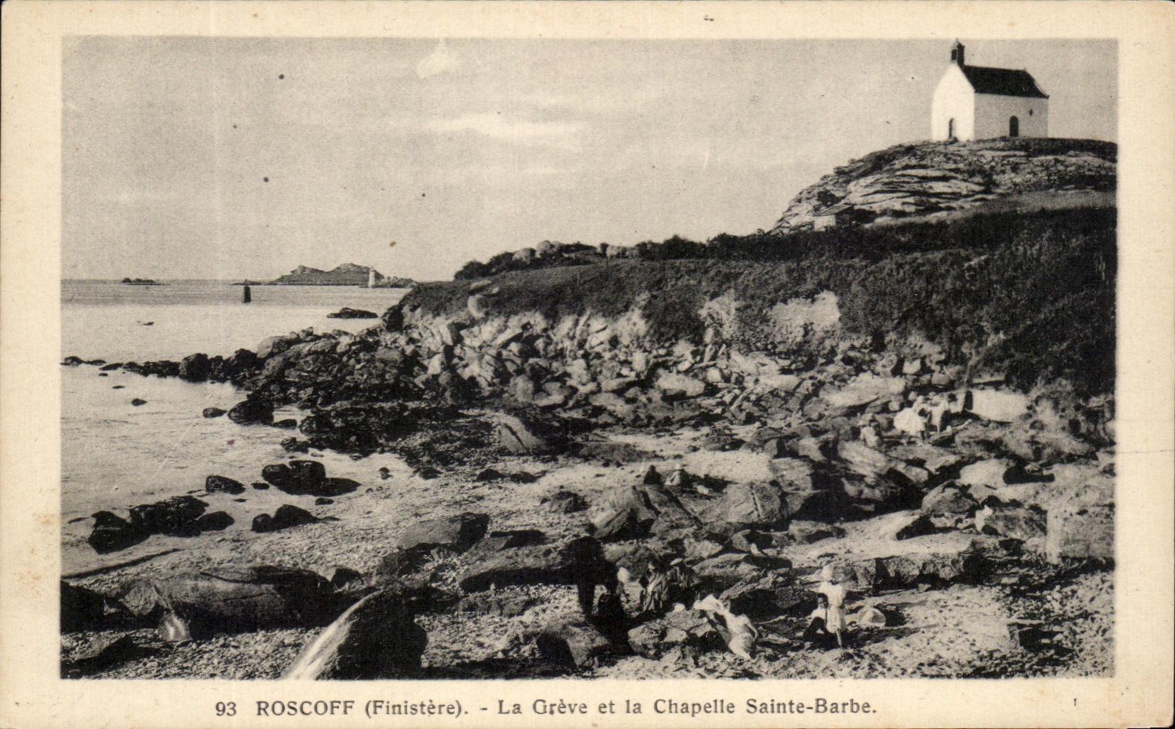 CPA Roscoff La Greve et la Chapelle Sainte Barbe