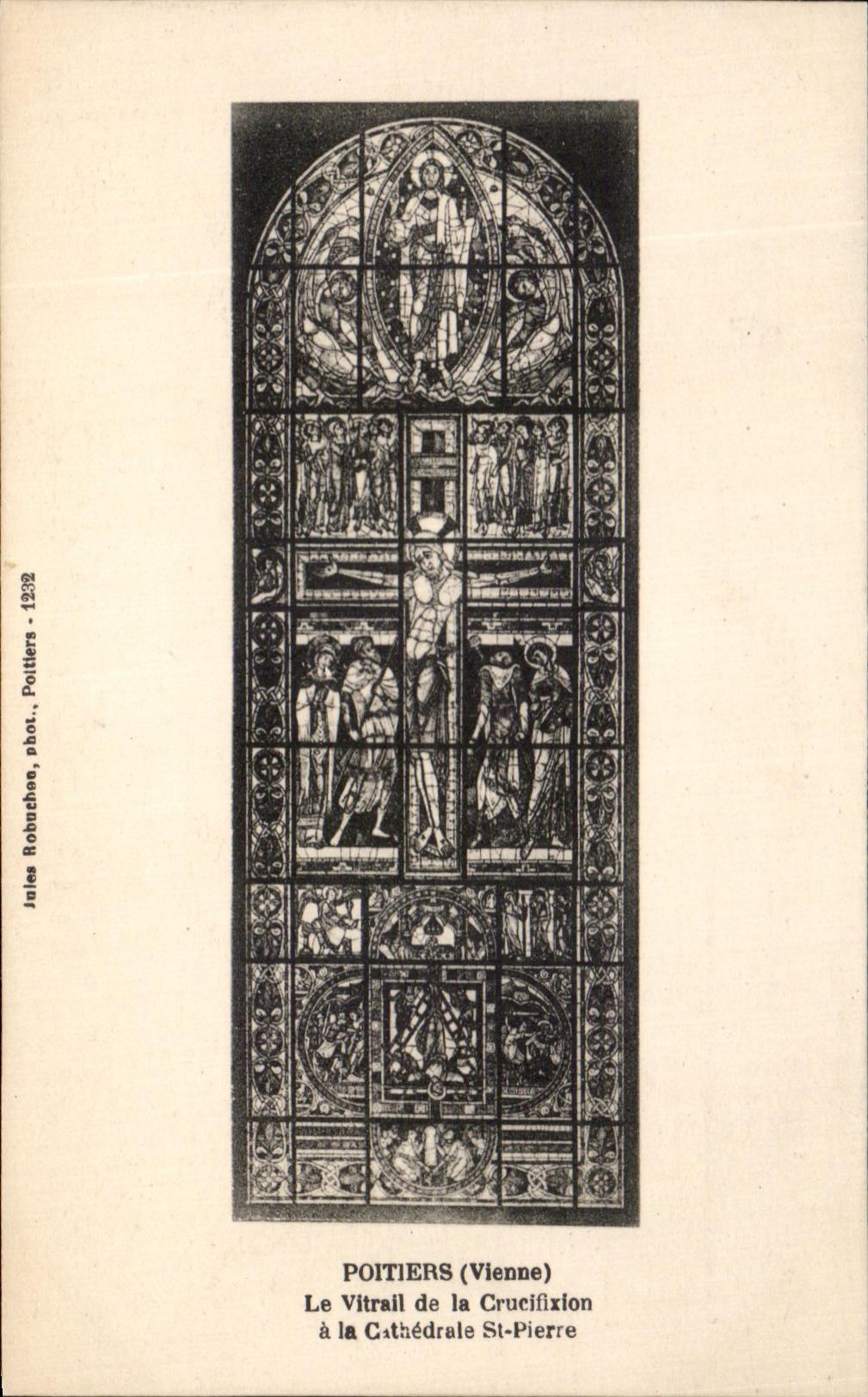 Poitiers (Vienne) — Le Vitrail de la Crucifixion à la Cathédrale Saint-Pierre — Jules Robuchon, phot. - 1232